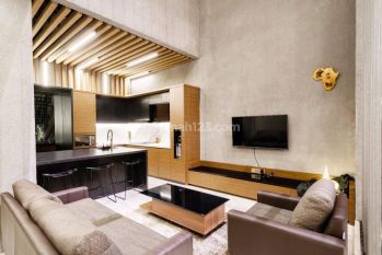 Rumah Design Arsitek Modern dengan kolam renang di Duri Kepa(DK149)