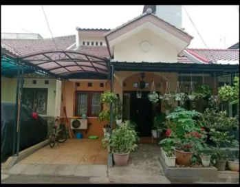 Dijual rumah siap huni Town house Beji Depok