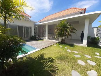 Cozy Villa For Rent Canggu area