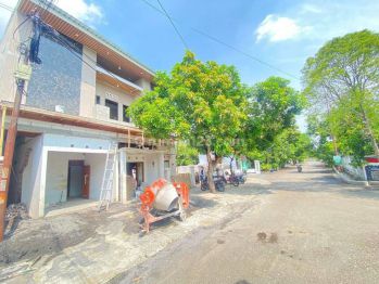 Jual Rumah Baru Lamper Tengah siap Pakai