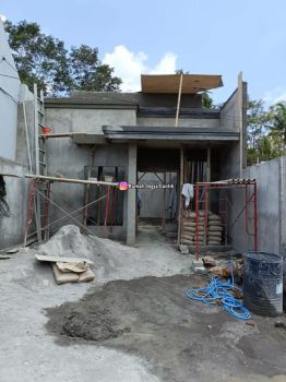 Rumah Baru Proses Bangun Di Jalan Kaliurang Km 13