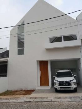 Rumah tingkat modern dgn fasilitas s pool bersama,,cctv,,