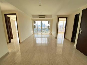 Sewa Apartemen Menteng Park Jakarta Pusat 3 BR Semi Furnished