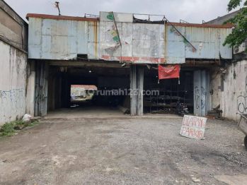 Tanah Pinggir Jalan Raya Otto Iskandar Dinata Jakarta Otista