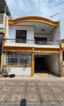 Rumah 2 Lantai, Selangkah dari Widya Mandala Kalijudan, Surabaya