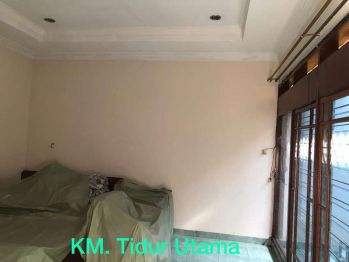 Rumah Tua Hitung Tanah Harga Mendekati NJOP Di Lokasi Strategis