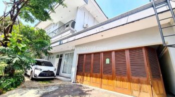 Rumah ampera disewakan fully furmished