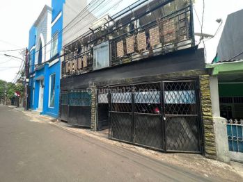 Dijual Rumah 2 Lantai Siap Huni Lingkungan Aman dan Nyaman