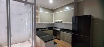 Rumah siap huni 2 lantai di Eternity