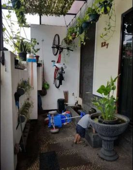 Rumah 1,5 Lantai dijual di Galaxy depan Mall GGP