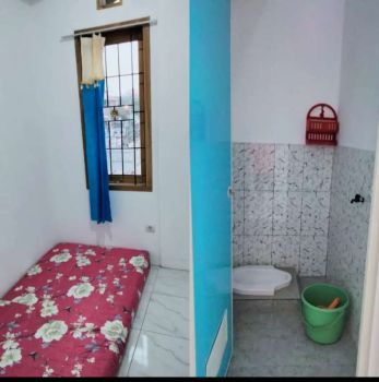 Disewakan kamar kost putri.