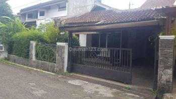 Rumah Murah Komplek Arcamanik Dekat Sport Jabar