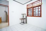 thumbnail-rumah-cantik-minimalis-modern-di-ciledug-griya-kencana-j19728-9