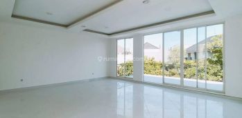 Rumah Malibu Palm Beach Baru gress .Pakuwon City.