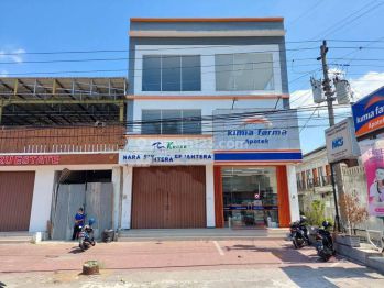 RUANG UASHA LOKASI STRATEGIS