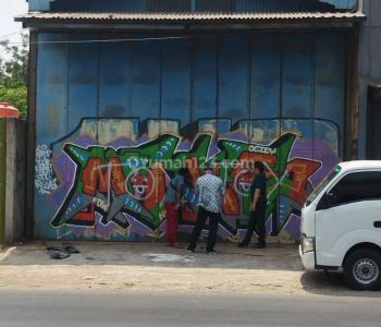 Dijual Cepat Bangunan Eks Bengkel Besi Jalan Raya Narogong