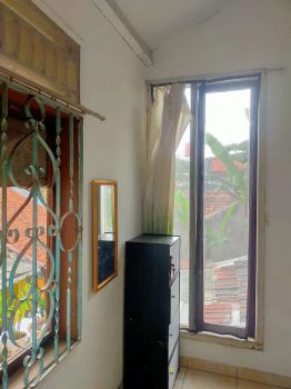 KOS KOSAN DEKAT GRAND GALAXY PARK