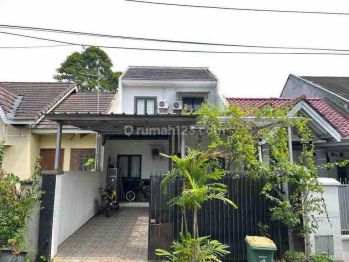 Rumah 2 Lantai, Dekat Stasiun, Shm, Siap Huni