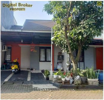 RUMAH CANTIK TERAWAT DI CIWASTRA BANDUNG.