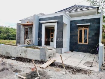 Rumah Cantik Modern Lingkungan Cluster Sambi Boyolali