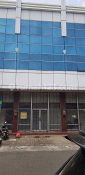 Disewakan Ruko Puri Niaga 3.5 lantai, semi furnished (ada partisi), hadap utara,