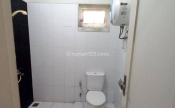 Rumah Hook Disewakan Tatar Jinggangara, Kota Baru Parahyangan