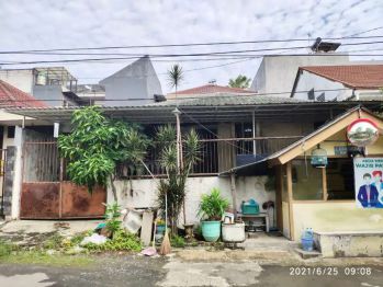 Kris Kencana Sari Deket Raya Mayjen Sungkono ,Ciputra Wold Mall