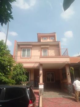 Dijual Cepat Rumah LelangPerum Kota Wisata CibuburCluster Amerika