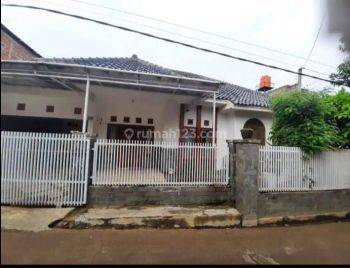 Jual segera rumah furnished siap huni dan terawat