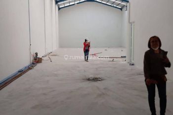 Rent Gudang: Disewa gudang legok