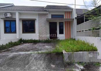 Rumah Siap Huni 2 Unit Dijual di Jl Perkasa Tenayan Raya Pekanbaru