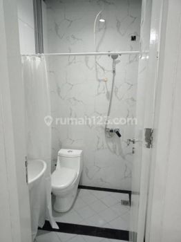 Disewa Rumah 8x18 Fresh baru Renov Permata Buana