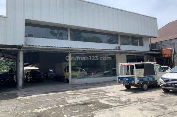 Ruang Usaha Bengkel Gudang Expedisi di Soekarno Hatta