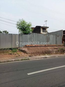 Lahan Strategis Dengan Luas 14x40 515m2, di Tebet Jakarta Selatan