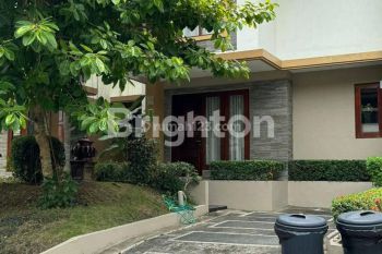 Rumah Mewah Di Villa panbil