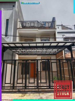 Toplah Rumah Gres Tiga Lantai Cakep Di Dkt Tsm Bandung 196M8
