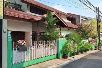 Jual Bu rumah di Tanjung Duren..jln Lebar.murah