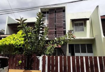 Rumah Modern Minimalis 2 Lantai Seputar JL. Kaliurang Km. 6,5