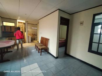 Dijual Rumah di Antapani bisa di jadikan usaha kost2an dekat griya