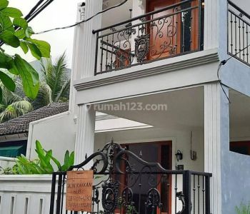 Rumah 2Tingkat Rapih Isi Semifurnish - @Graharaya Bintaro, Tangsel