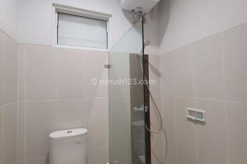 Ruko siap pakai ada kafe dan rooftoop di bsd