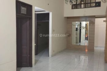 Di sewakan rumah di citra garden 2. Jakarta barat