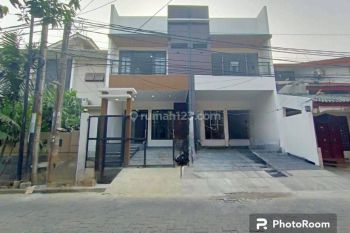 Rumah 2 unit strategis di pondok gedeJatiwaringin bekai