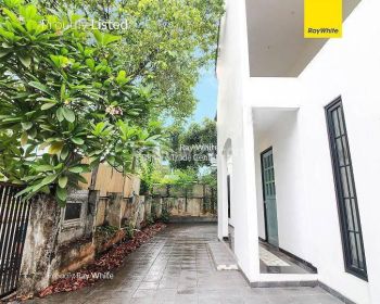 Rumah Mewah di Bintaro Jaya Dan Dapat Difungsikan Untuk Komersil