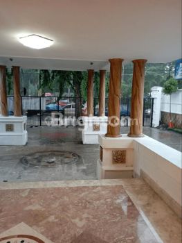 rumah komersial area di raya darmo dekat taman bungkul, dekat RS RKZ, dekat