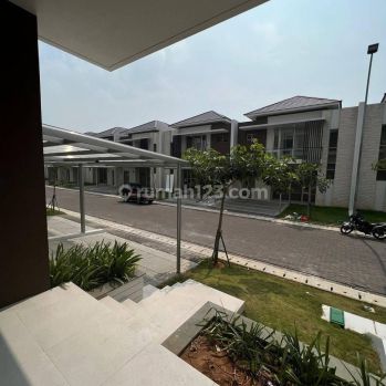 CLUSTER RIVERSIDE GARDEN RUMAH BESAR PIK VIEW DANAU
