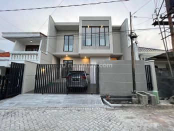 Rumah 2 Lantai Baru Manyar Tirtoasri Surabaya