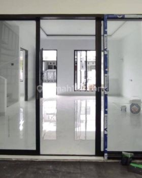 Rumah Modern Minimalis di Graha Raya Bintaro Jaya