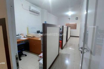 P Fl Disewakan Ruko Hanya Lantai 2 Furnish Hadap Jalan