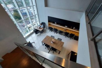 Disewakan Kantor 2 Lantai Eksklusif. Fasilitas Lengkap, Baru Murah di Roseville